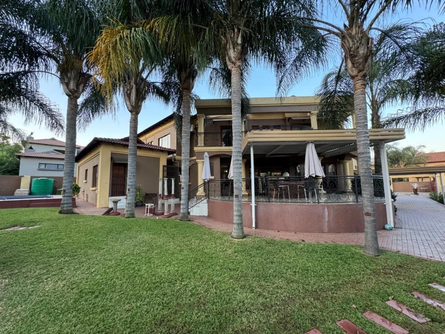 5 Bedroom Property for Sale in Birdwood Estate North West